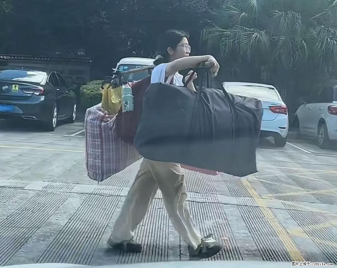 全网追的“扁担女孩”,找了一份暑假工,时薪12元 - 泰安生活资讯 - 泰安28生活网 ta.28life.com