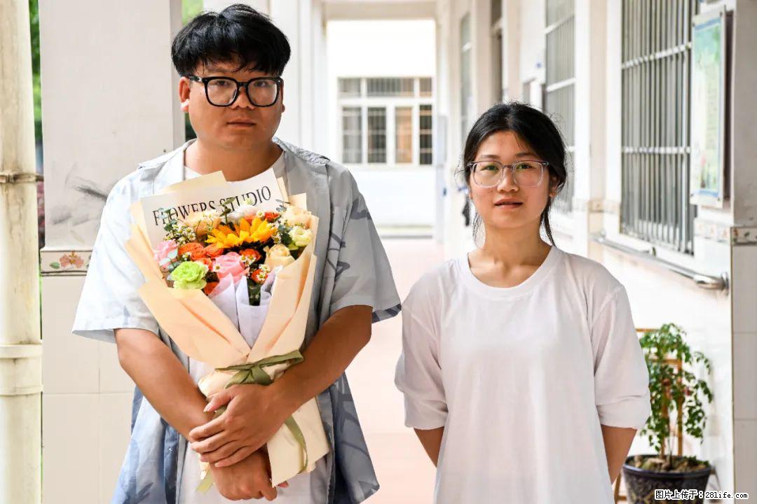 全网追的“扁担女孩”,找了一份暑假工,时薪12元 - 泰安生活资讯 - 泰安28生活网 ta.28life.com